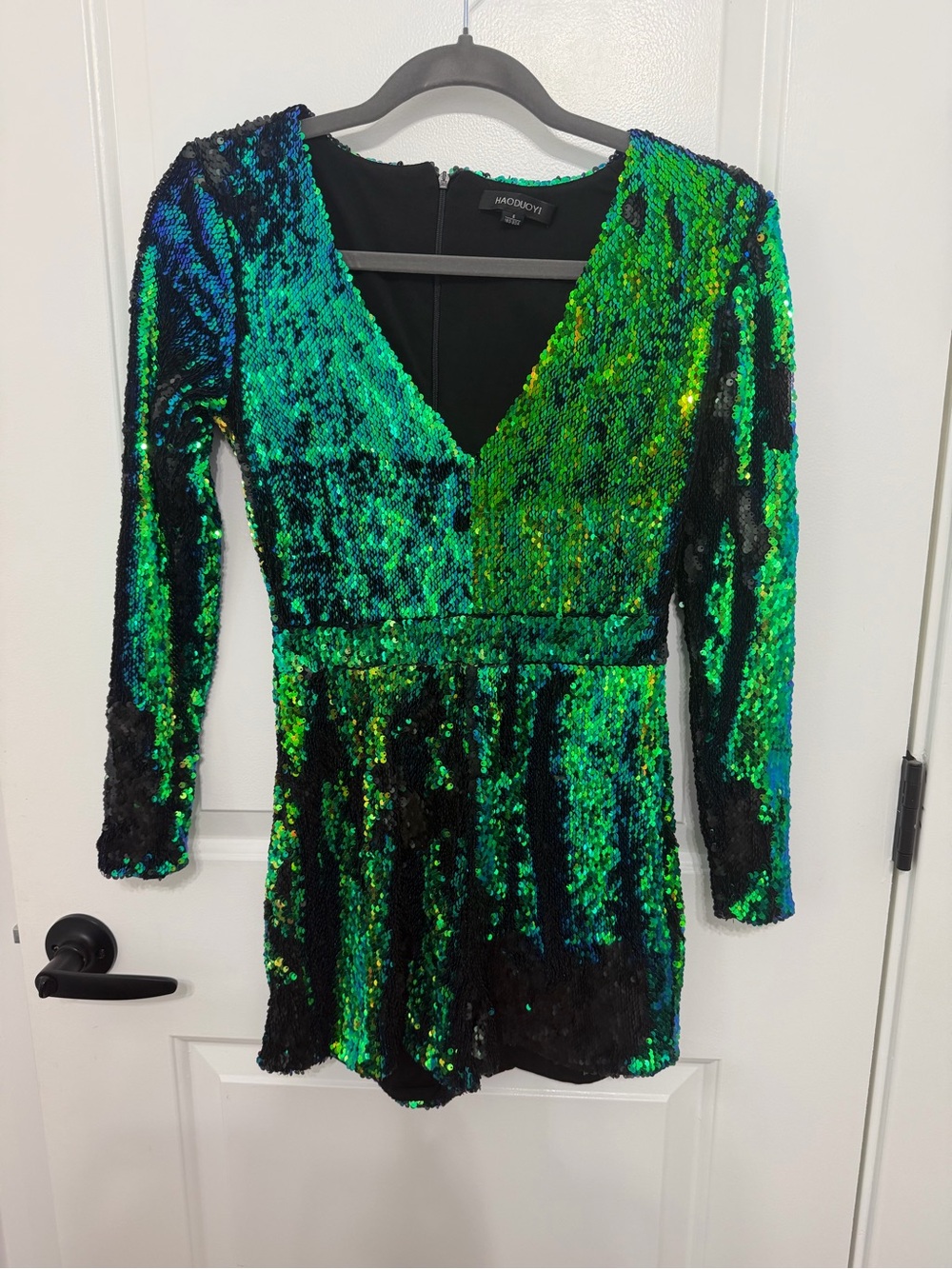 Haoduoyi Iridescent Mermaid Sequin Romper / Jumpsuit Women’s Size Small